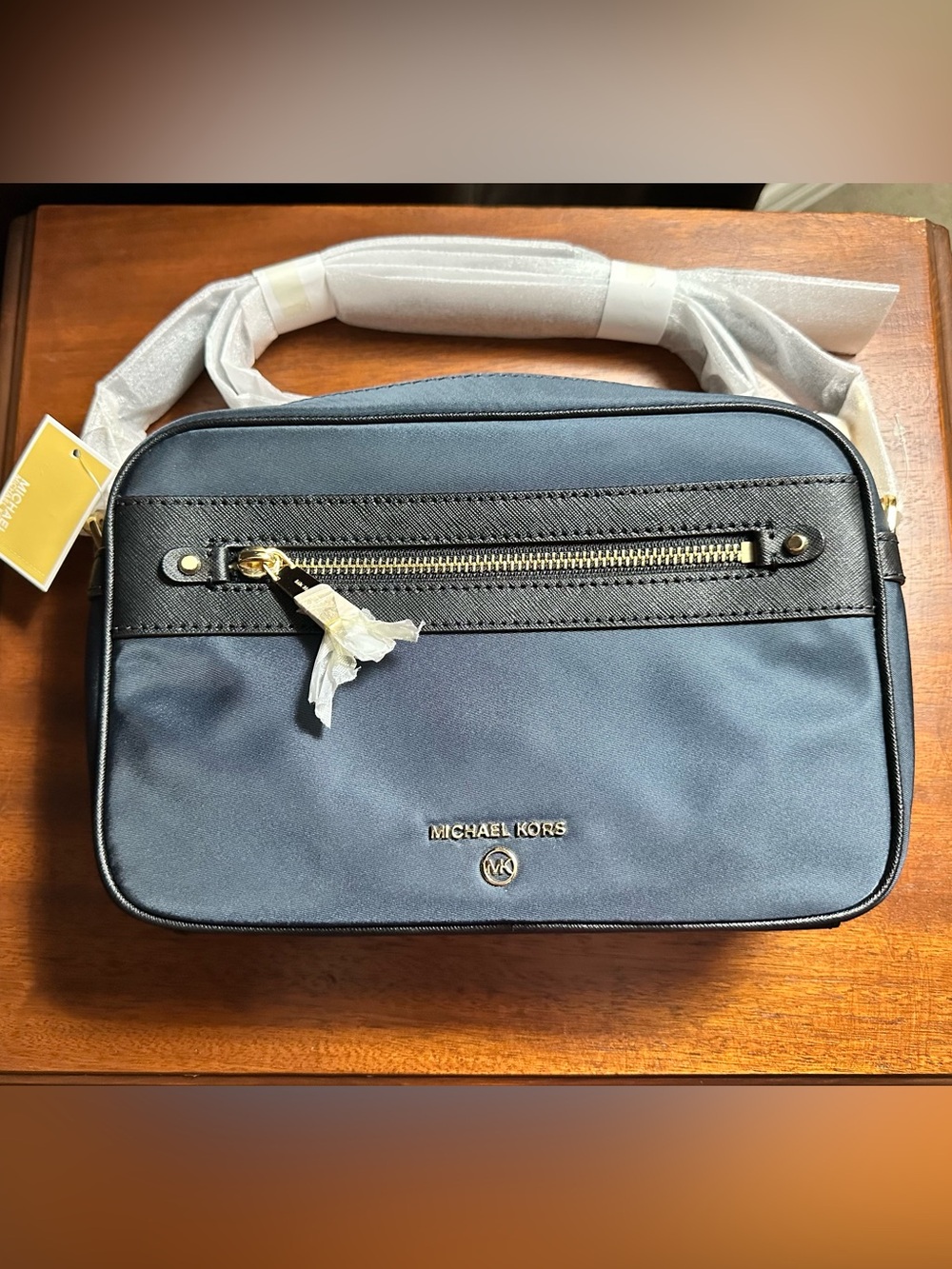 Michael Kors Jet Set Charm Women’s Navy Crossbody Bag